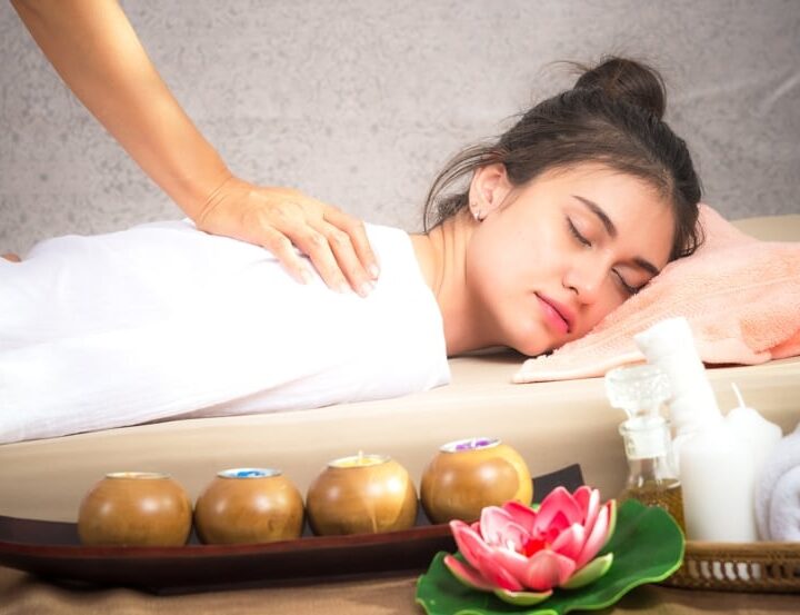 London Massage Outcall Enhances Your Day with Calming Relief