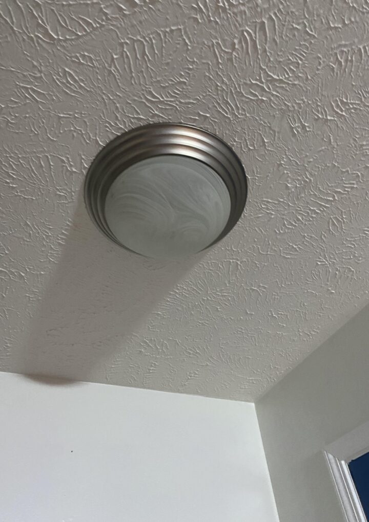 How To Remove Ceiling Light Cover: Easy Diy Tips
