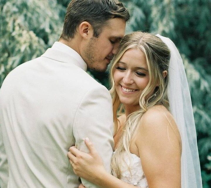 Top-Rated Kelowna Wedding Photographer for Beautiful, Natural, and Candid Weddings